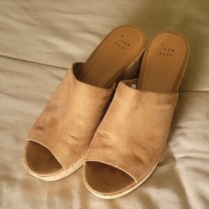 A New Day Women's Tan Wedge Sandals